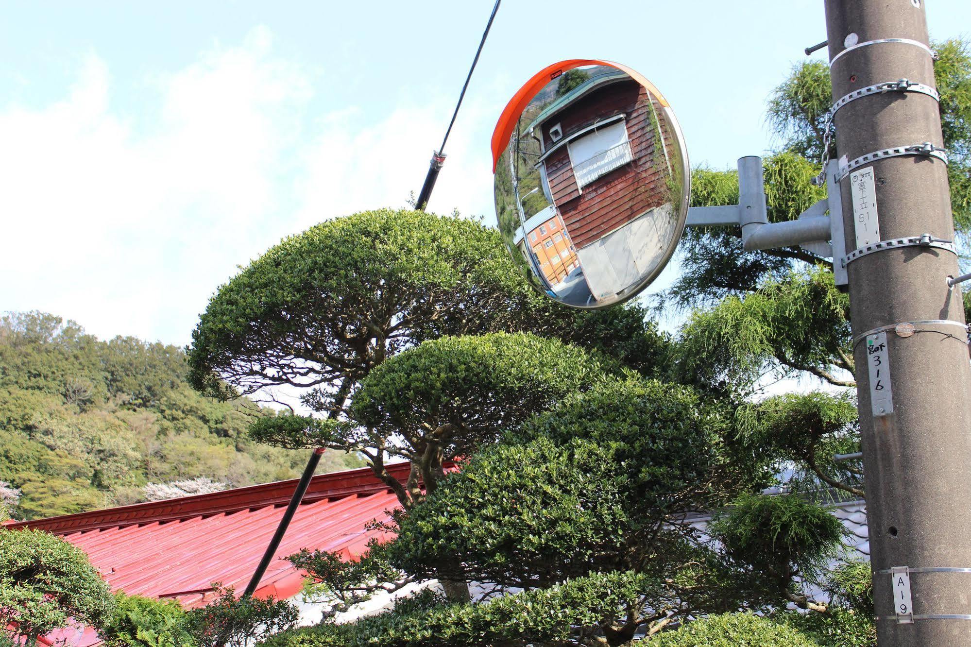 Hakone Guesthouse Toi Bagian luar foto